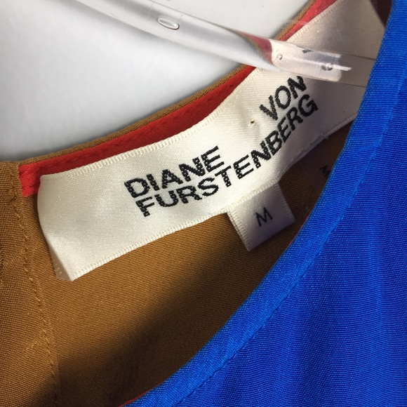 100% Silk Diane Von Furstenberg Top - Picture 3 of 3